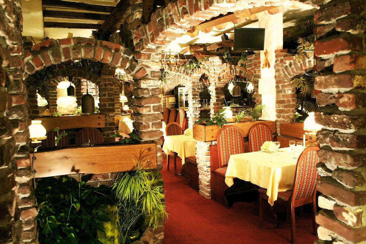 Hotel Restaurant Cristal Wintzenheim Εξωτερικό φωτογραφία